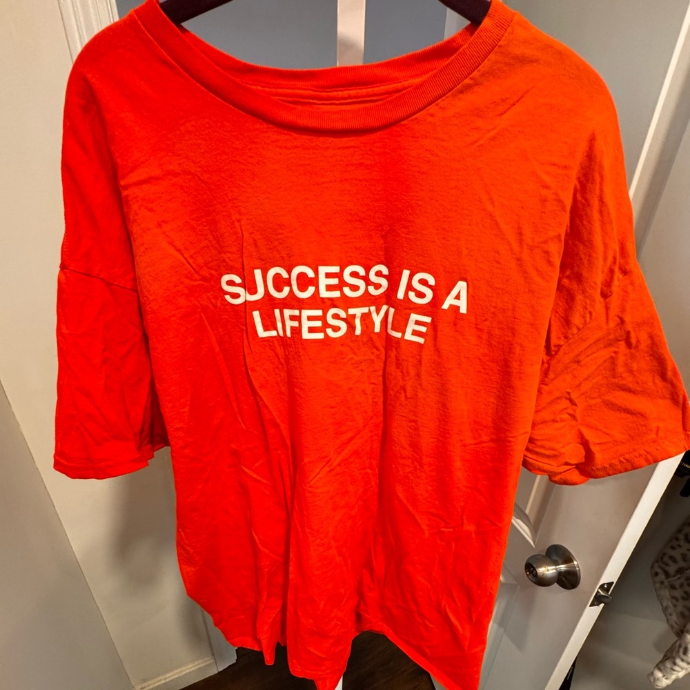 Fashion Nova Bold Orange Graphic Tee